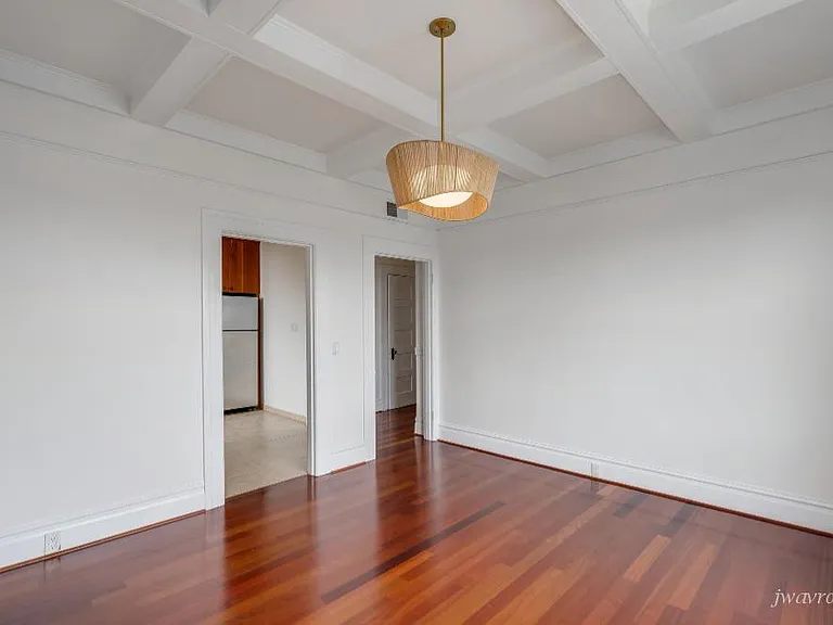 553 Sanchez St — Photo 16