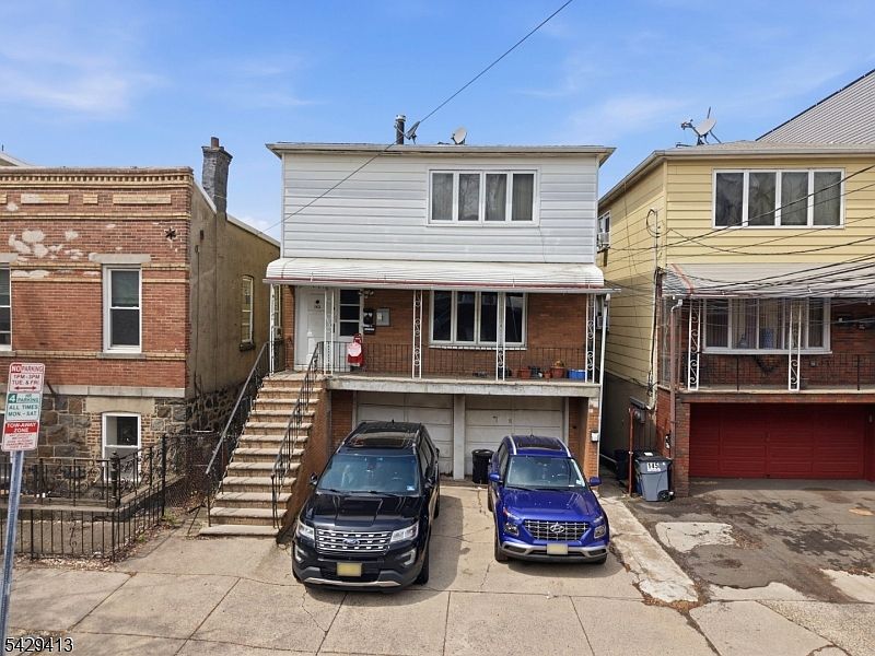 1st image of 143 Terrace Ave