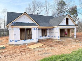 1141 Caldwell Rd, Campobello, SC 29322