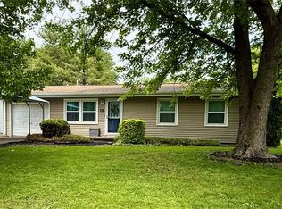 75 Cherry Ct, Mattoon, IL 61938