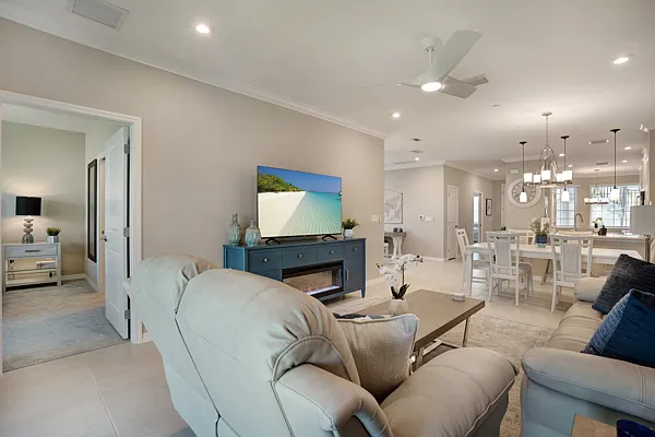2 bed, 1632 sqft, $6,000 — Photo 3