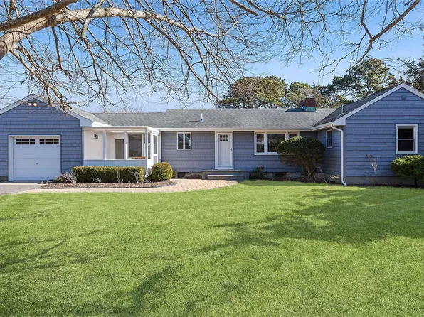 25 Hampton Harbor Lane, Hampton Bays, NY 11946