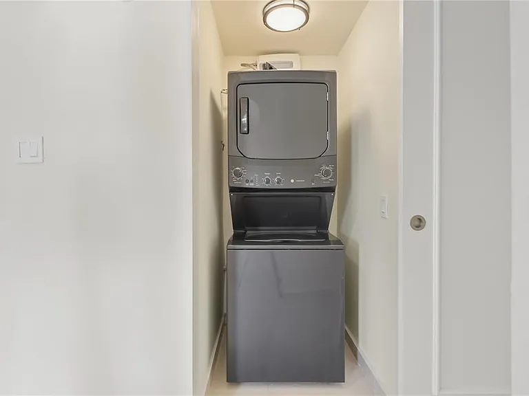 1485 Ashford Ave #1A — Photo 12