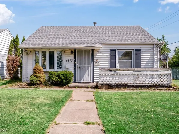 4573 W 145th St, Cleveland, OH 44135