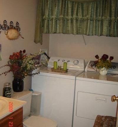 4th image of 1088 Oakdale Ct