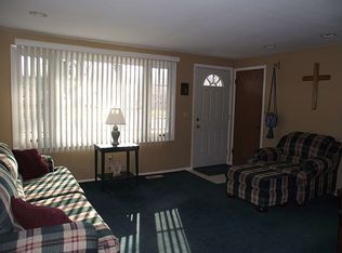 1566 Dundee Dr, New Haven, IN 46774