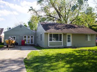 809 E Walnut St, Akron, IN 46910