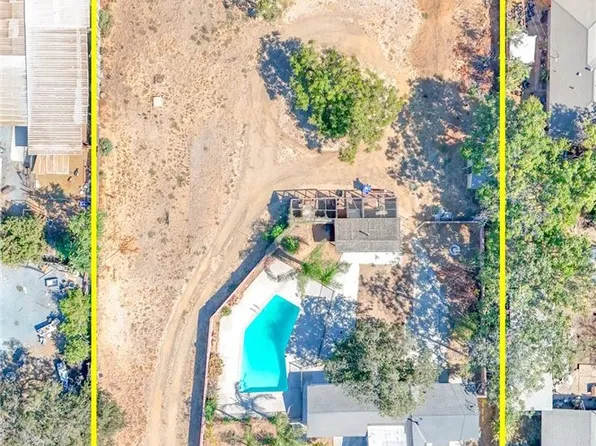 10545 54th St, Jurupa Valley, CA 91752