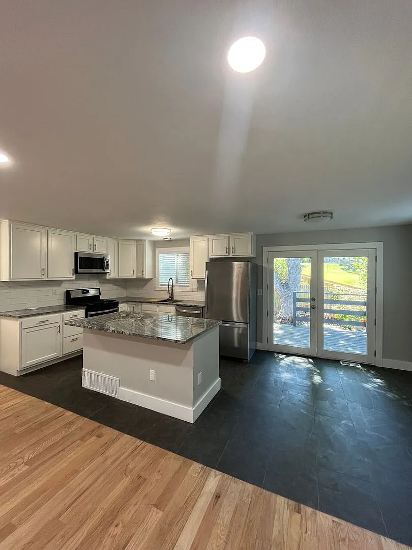 Building Photo - 4470 W 109th Pl