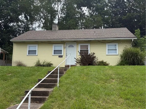213 Caruso Dr, Monroeville, PA 15146