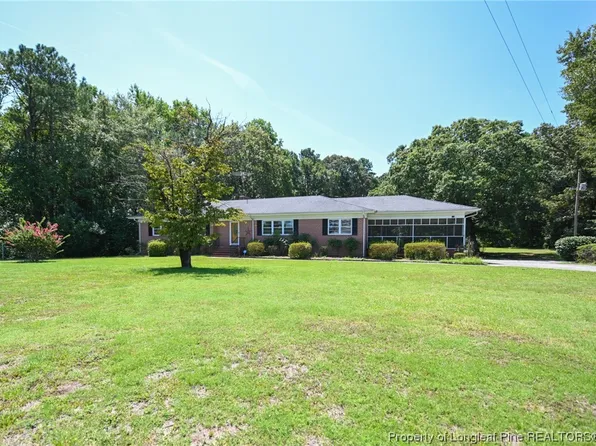 512 Laurel Lake Rd, Salemburg, NC 28385