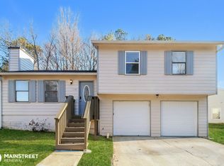 5340 Ridge Forest Dr, Stone Mountain, GA 30083