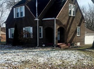 631 Coitsville Rd, Campbell, OH 44405