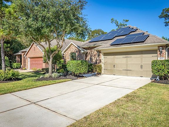 3rd image of 12707 Bridle Springs Ln