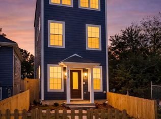 322 56th St NE, Washington, DC 20019