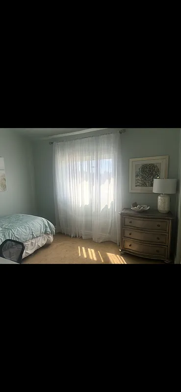 4 bed, 3.0 bath, 2679 sqft, $1,600 — Photo 4