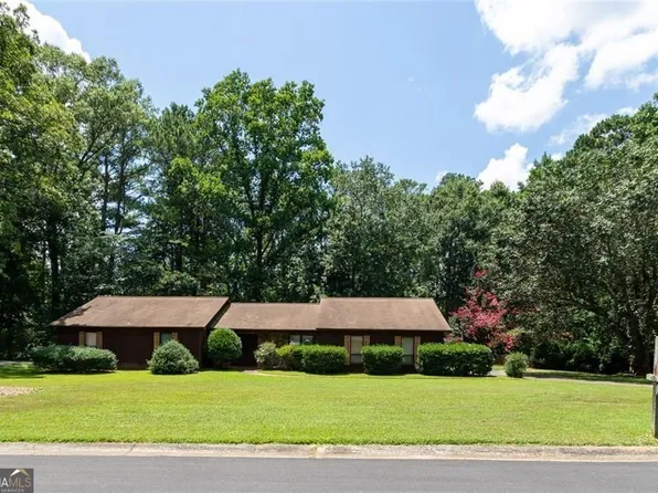 423 Dartmoor Dr NW, Marietta, GA 30064