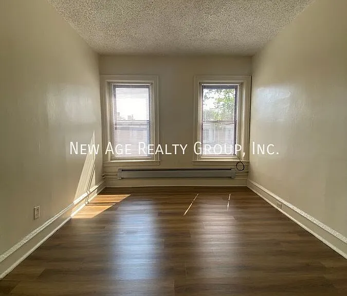 5400 Lansdowne Ave #2 — Photo 6