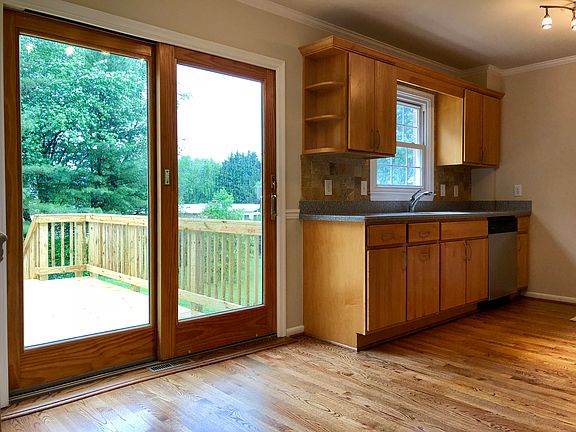 MOVEIN READY-NEW ROOF