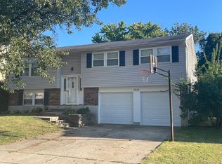 6502 Mandeville Rd, Louisville, KY 40228