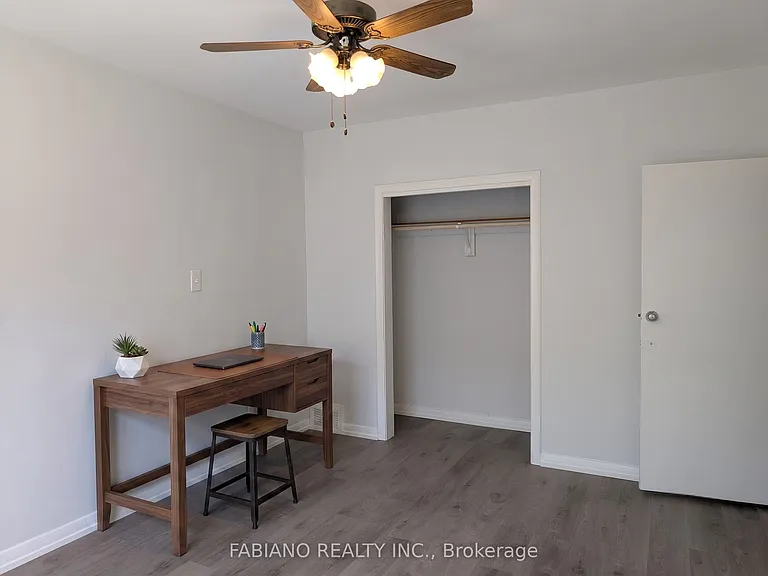 5 Hertford Ave #2 — Photo 14