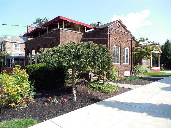 3rd image of 17111 Edgewater Dr