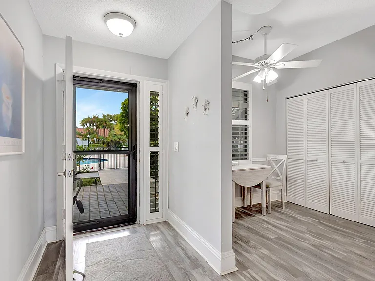 200 Waterway Rd #109 — Photo 19