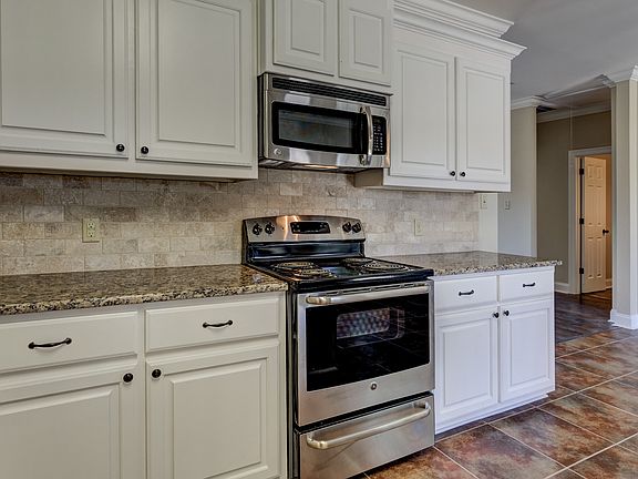 4th image of 13039 Galloway Garden Ln