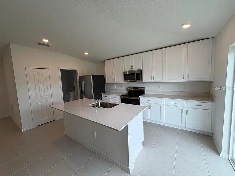 2155 Lone Oak Ln — Photo 5