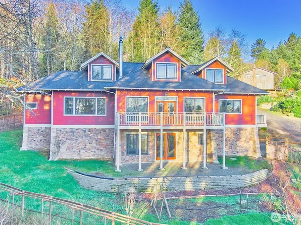 2147 Klahanee Drive, Ilwaco, WA 98624