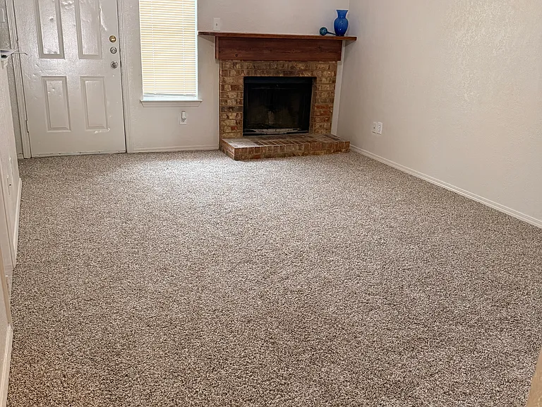 2109 W Walnut St #A — Photo 17