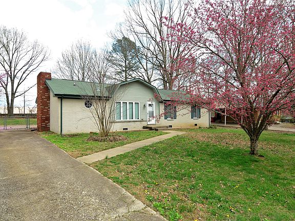 4th image of 236 Orleans Dr