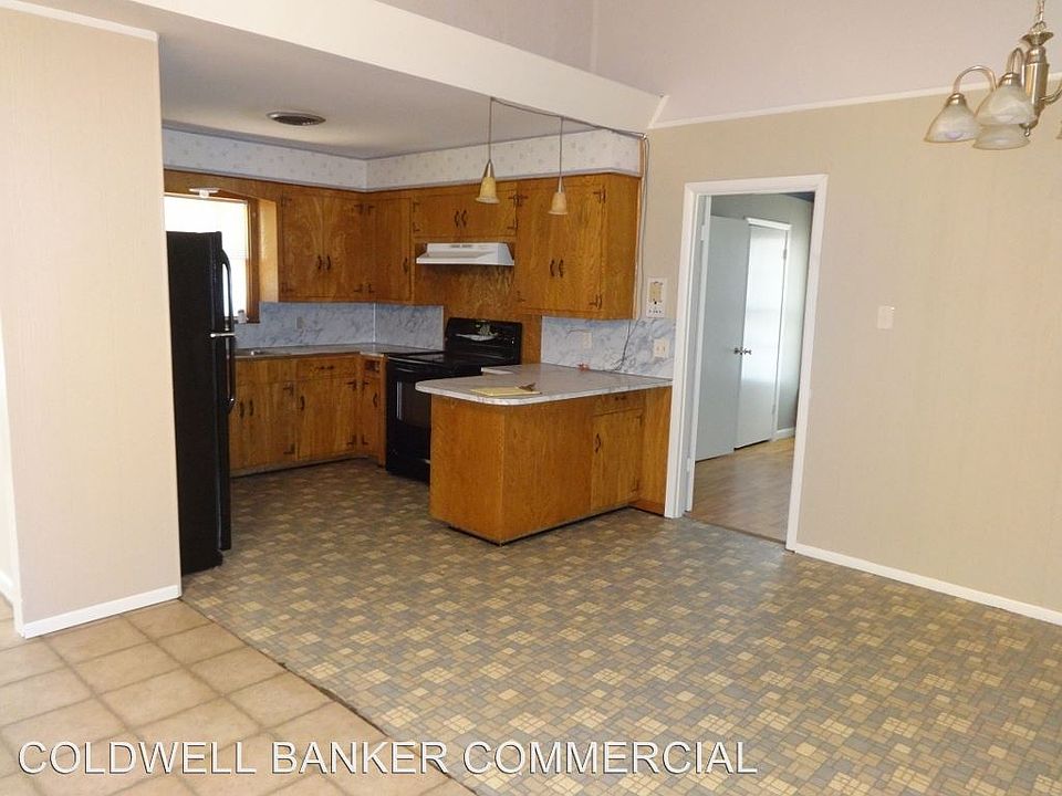 2nd image of 1801 Glenhaven Dr