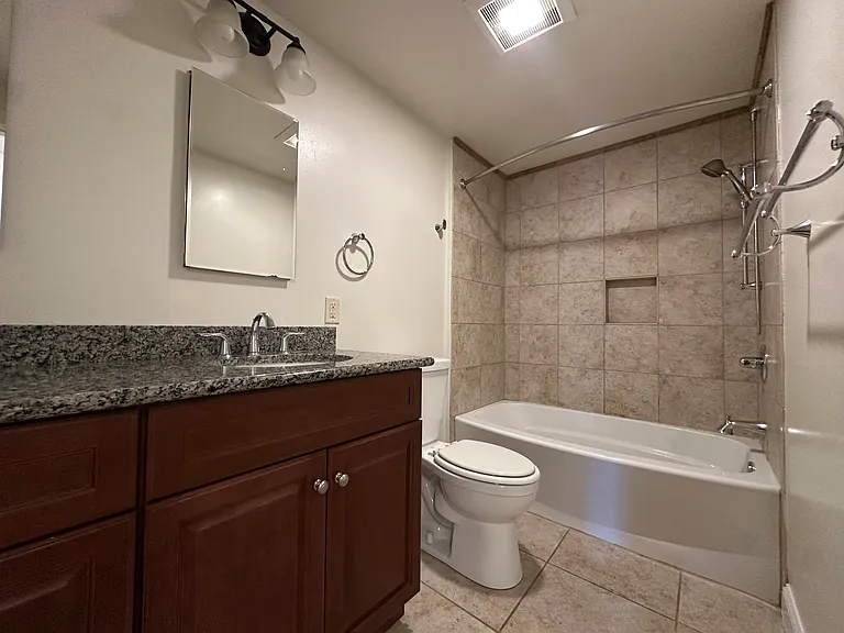 104 N Aurora St #3N — Photo 41