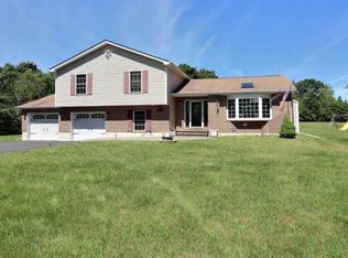 1155 Sunside Rd, Long Pond, PA 18334