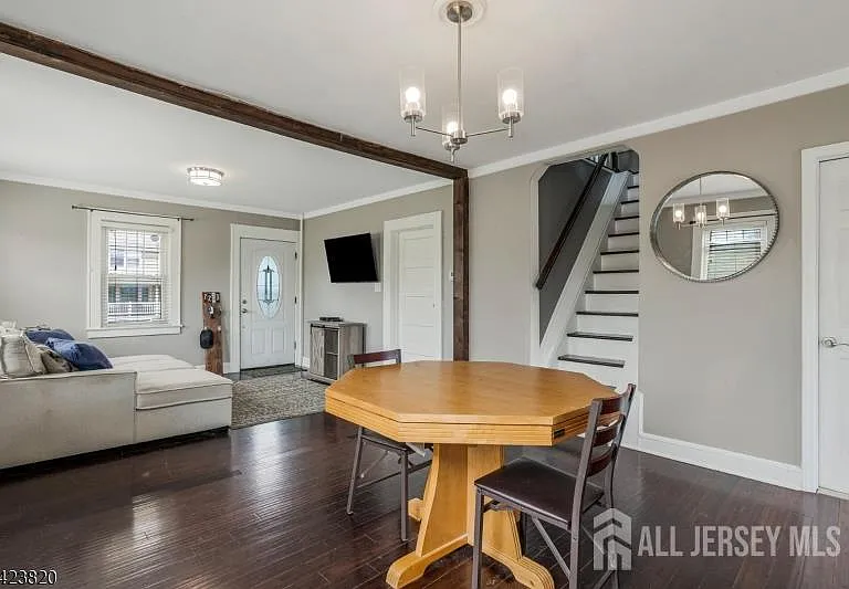 110 Parker St — Photo 3
