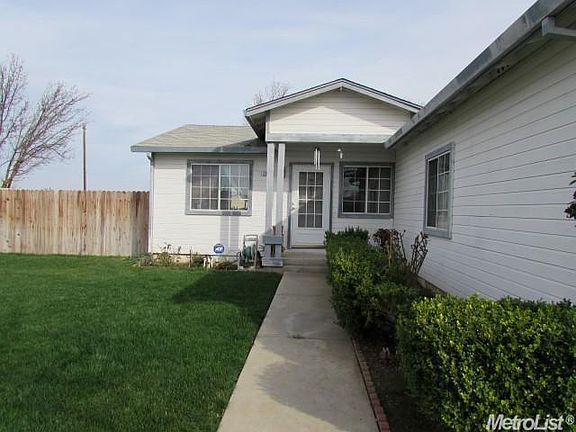 3rd image of 1000 Deer Hollow Dr