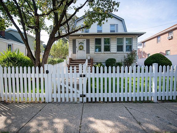 3rd image of 160 Rhine Ave