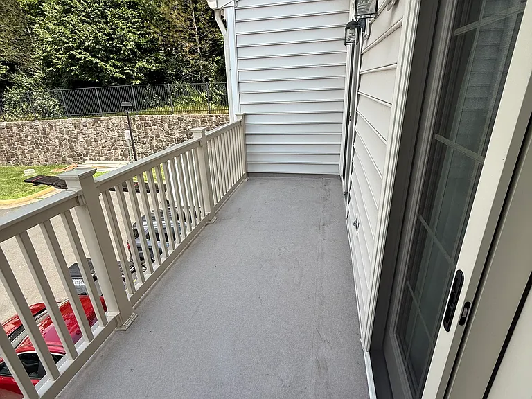 9504 Walker Way — Photo 20