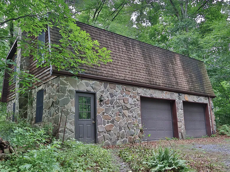 980 Mine Rd — Photo 37