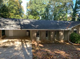 572 Ben Ct, Lilburn, GA