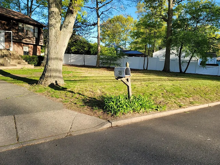 39A Pond Path — Photo 6