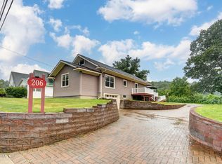 206 Moyer St, Canajoharie, NY 13317