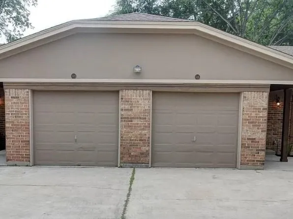 618 Billie Ruth Ln, Hurst, TX 76053