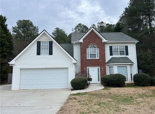 5093 Eagles Nest Ct, Loganville, GA 30052
