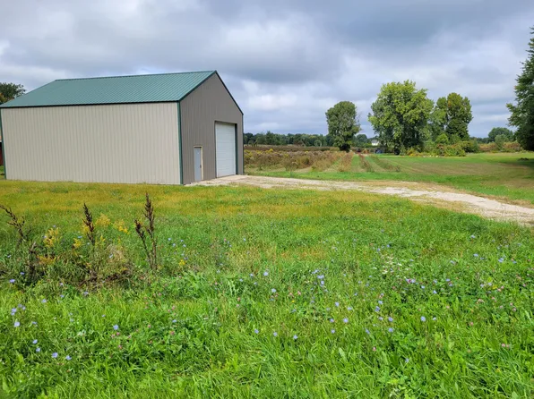 4355 Red Arrow Hwy, Coloma, MI 49038