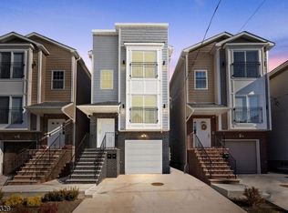 223 Franklin St #1, Elizabethport, NJ 07206