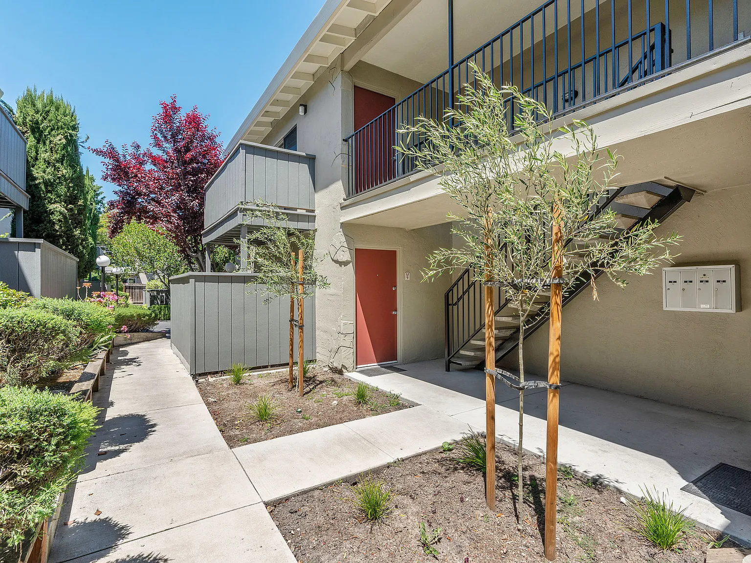 Walnut Creek Apartments — Photo 3
