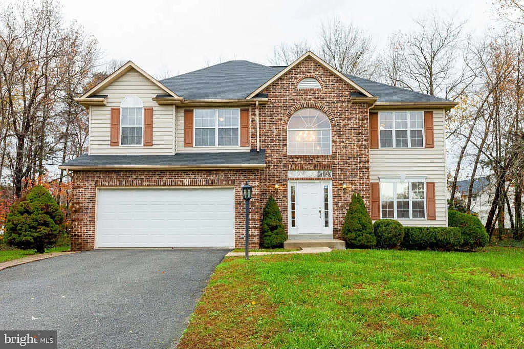 3002 N Declaration Ct photo 1