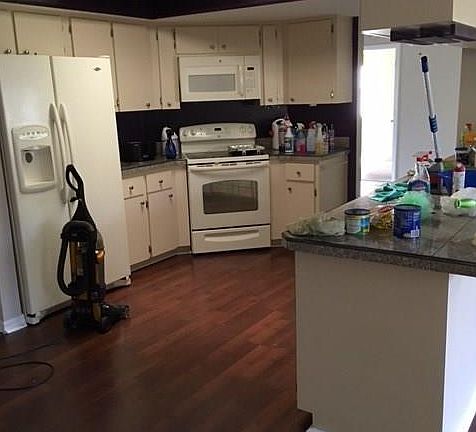 4th image of 3814 N Rose Bay Path